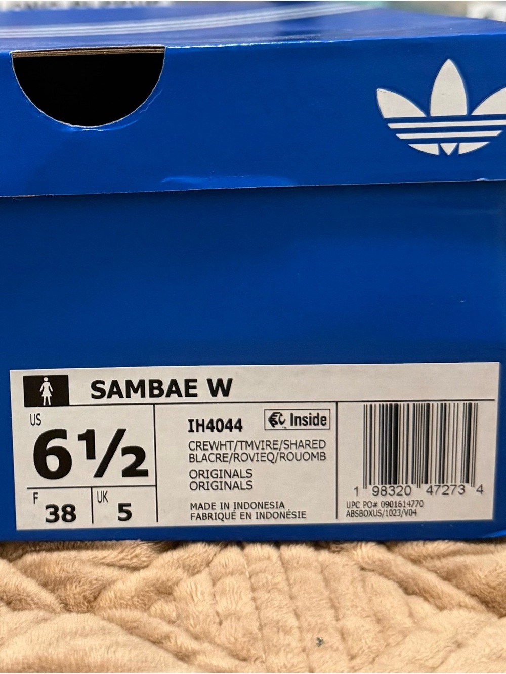 Adidas Samba Cream White/Team Victory Red Leather Sneakers - Picture 8 of 8